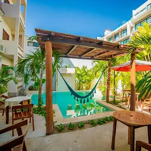 san-vicente.allrivieramayahotels.com/